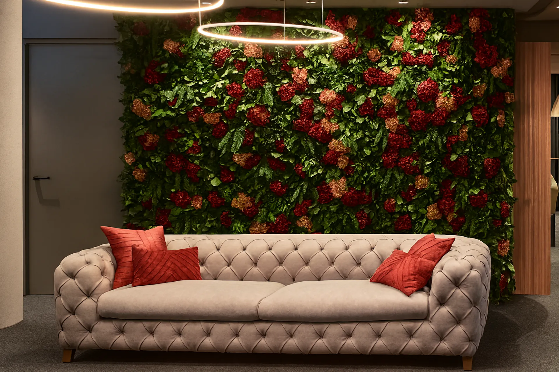 Mur végétal dans le salon de l’espace d’accueil — Aménagement végétal mural par MOOSMOOS