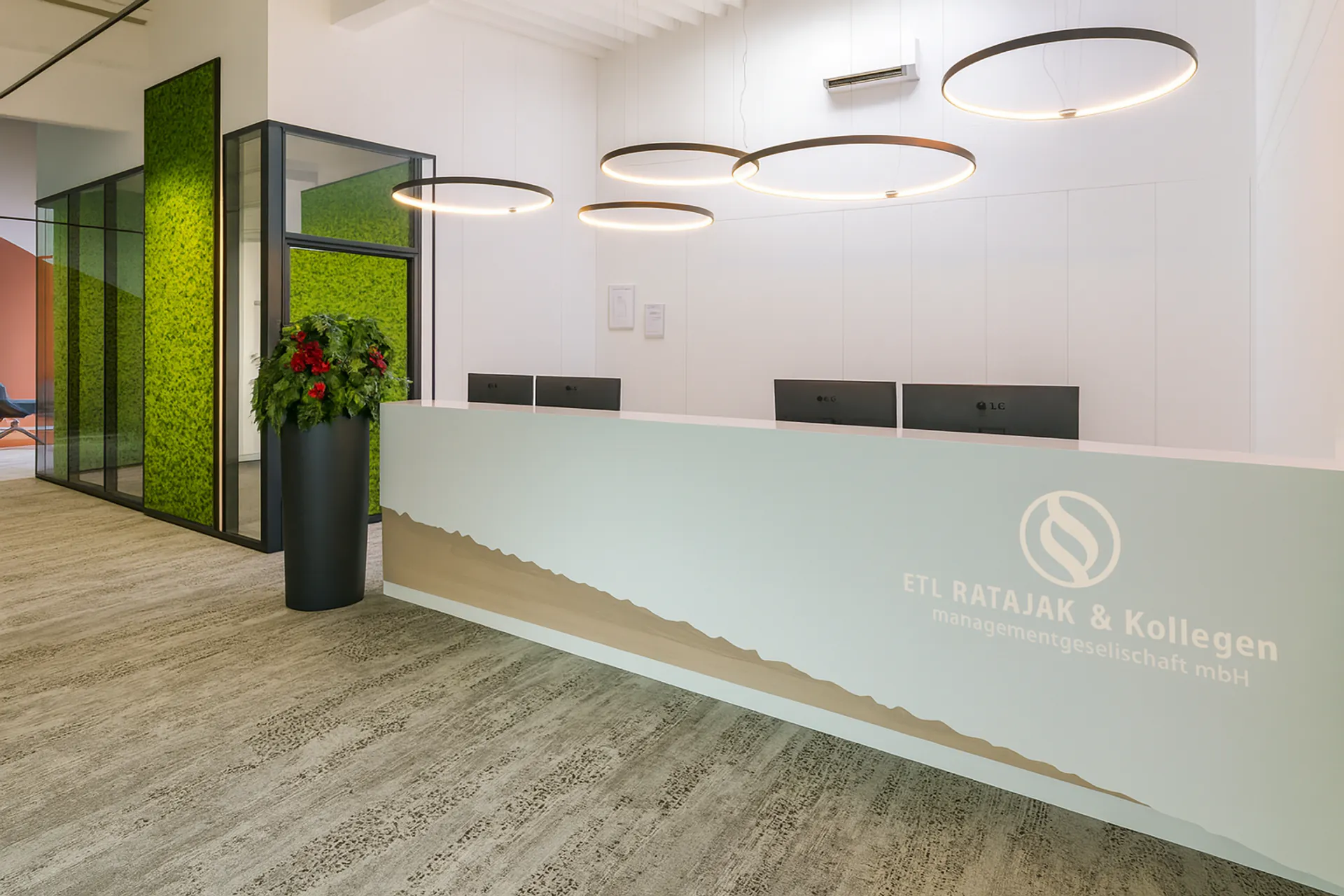 Logo en mousse — Logo d’entreprise « Moos » — Logo en mousse par MOOSMOOS