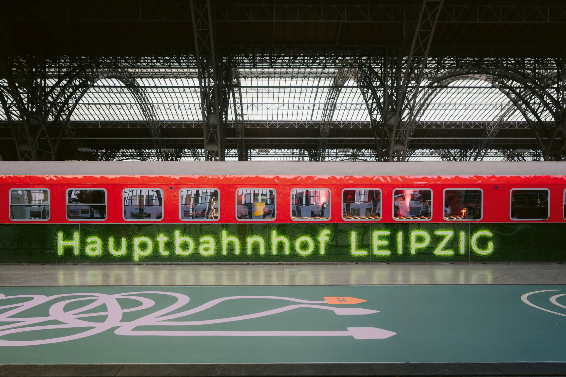 Inscription · Gare centrale de Leipzig