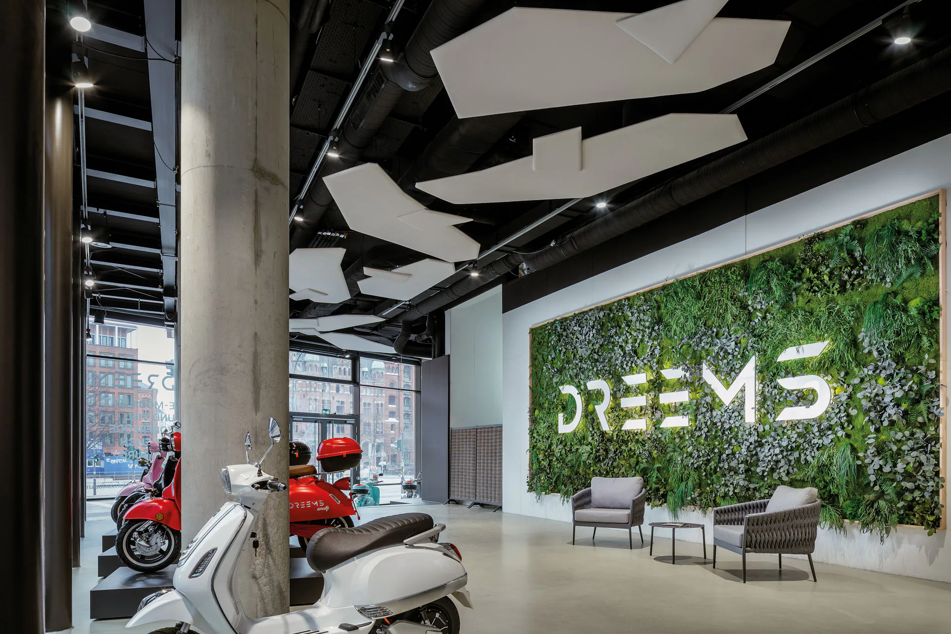 Logo en mousse sur pied — Installation de bienvenue