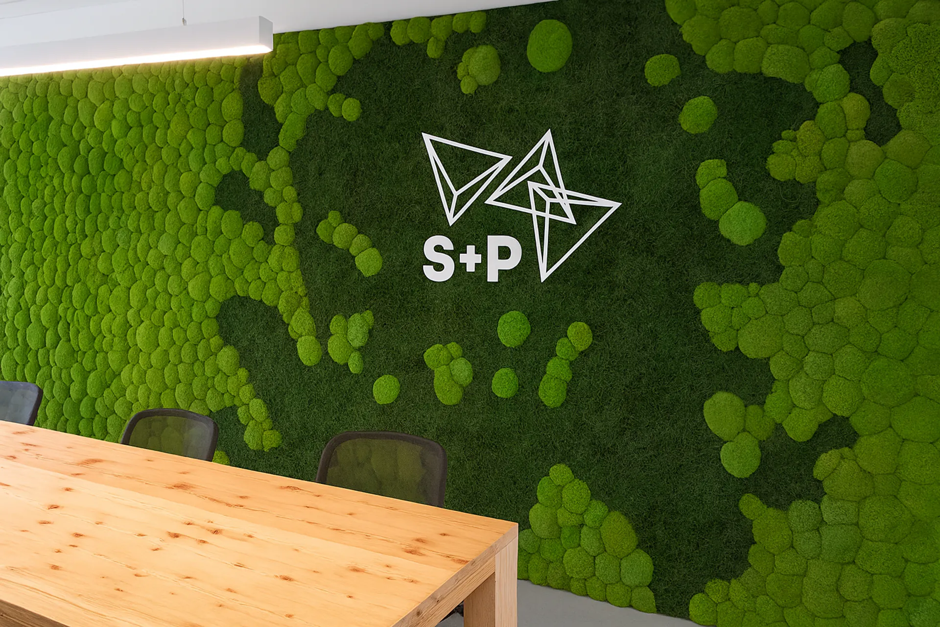 Logo en mousse S&P — Logo en mousse de MOOSMOOS