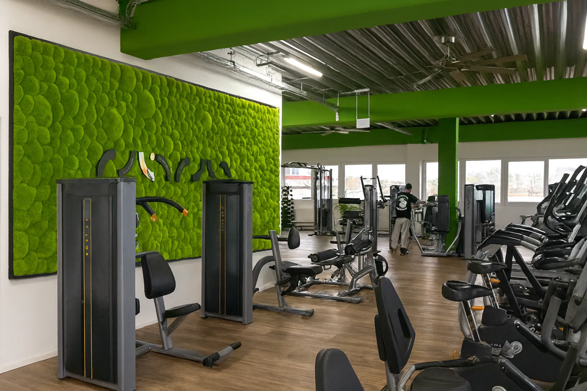 Mur en mousse dans une salle de sport : un espace d’entraînement moderne — Aménagement végétal mural par MOOSMOOS