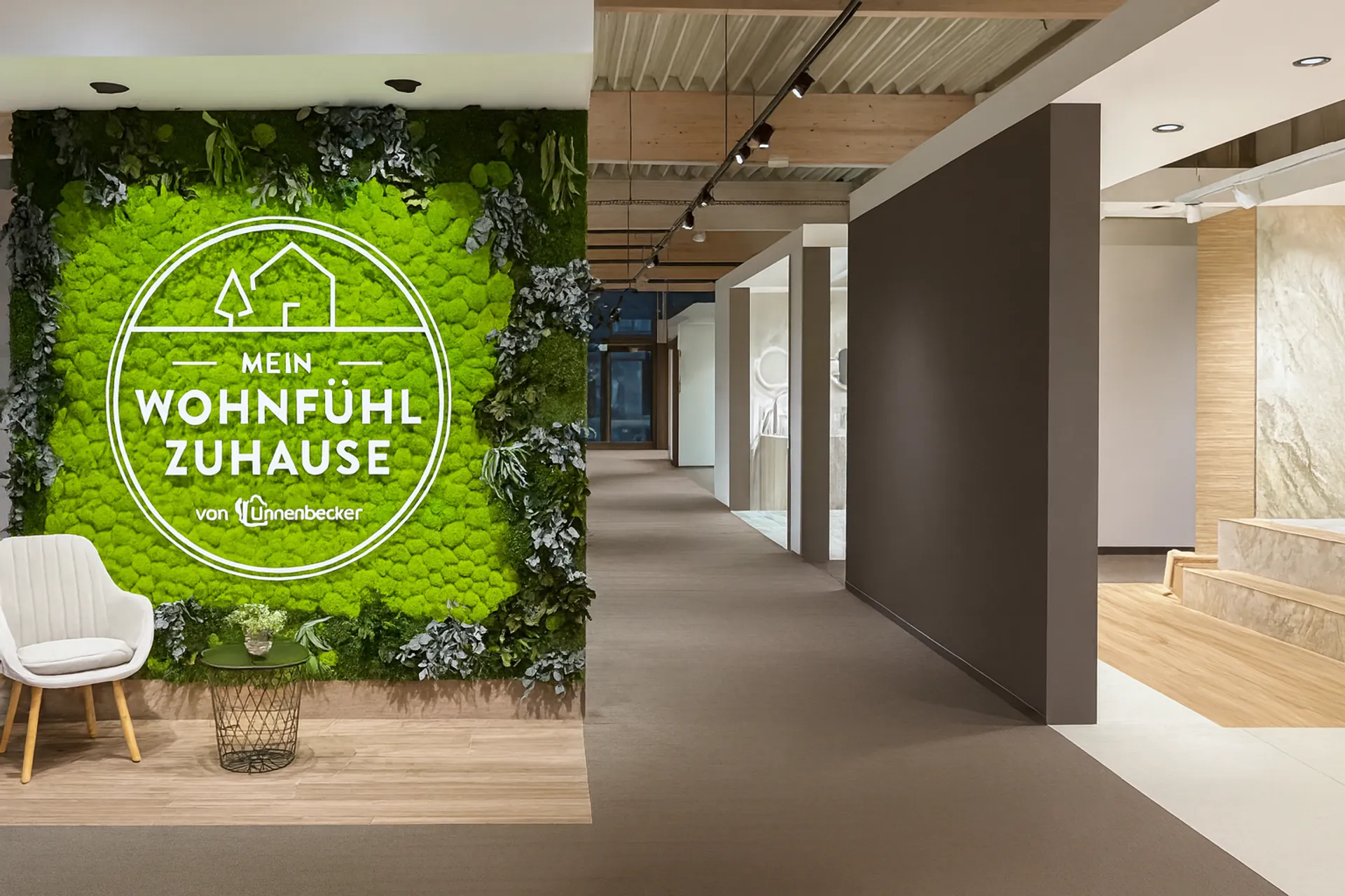Logo en mousse — Logo d’accueil du showroom — Logo en mousse de MOOSMOOS